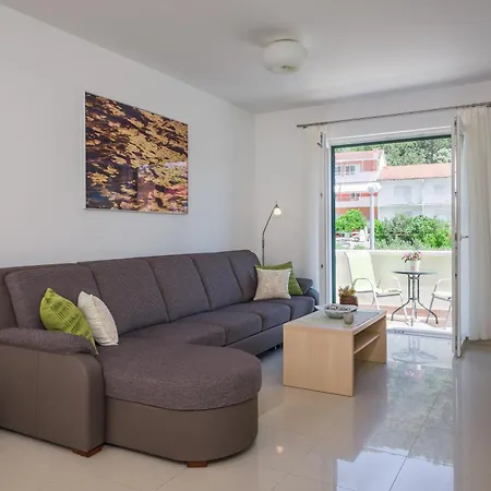 With Swimming Pool Hvar - 22431 * هفار