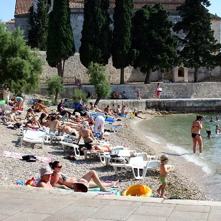 With A Swimming Pool Hvar - 22431