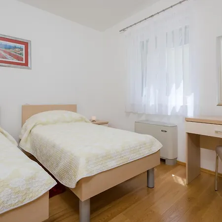 With Swimming Pool Hvar - 22431 *