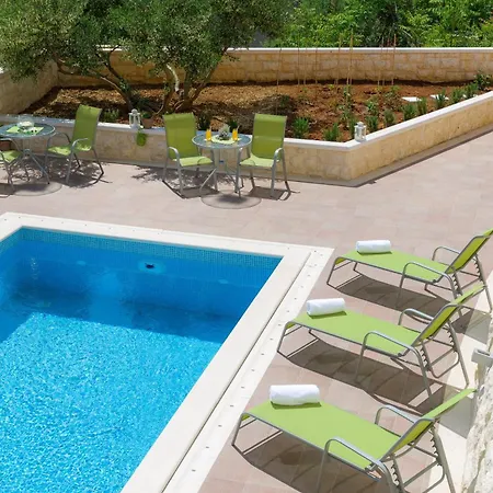 With A Swimming Pool Hvar - 22431