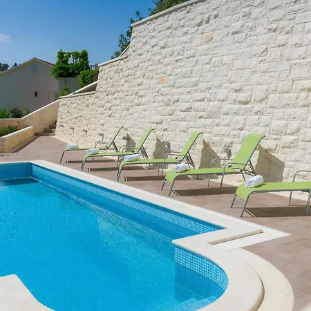 With Swimming Pool Hvar - 22431 *