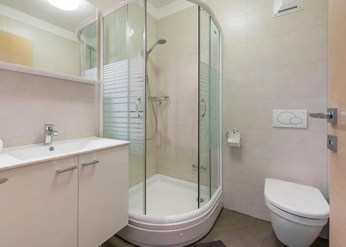 公寓 With Swimming Pool Hvar - 22431 赫瓦尔